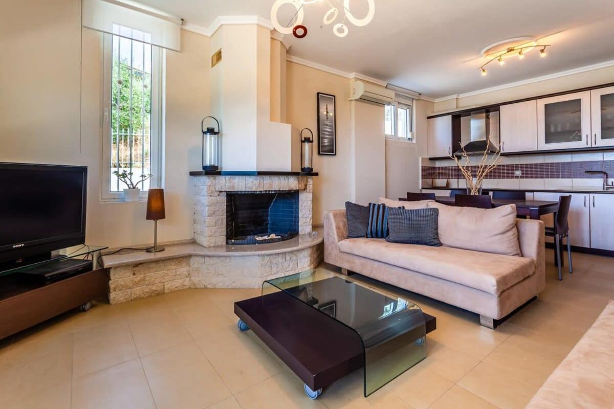 Aigli Fully Equipped Getaway - Seaview Lux Retreat Villa กาลามาตา ภายนอก รูปภาพ