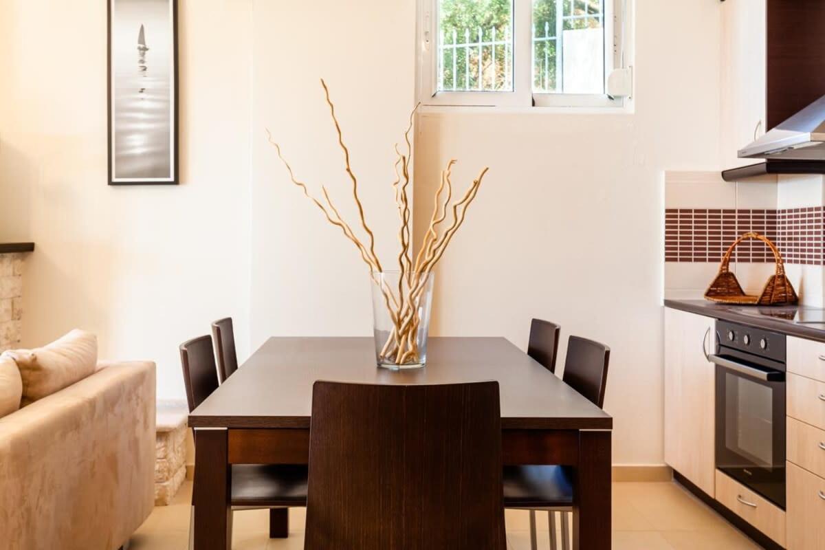 Aigli Fully Equipped Getaway - Seaview Lux Retreat Villa กาลามาตา ภายนอก รูปภาพ