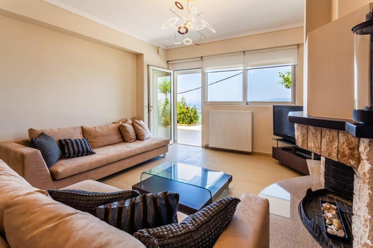 Aigli Fully Equipped Getaway - Seaview Lux Retreat Villa กาลามาตา ภายนอก รูปภาพ