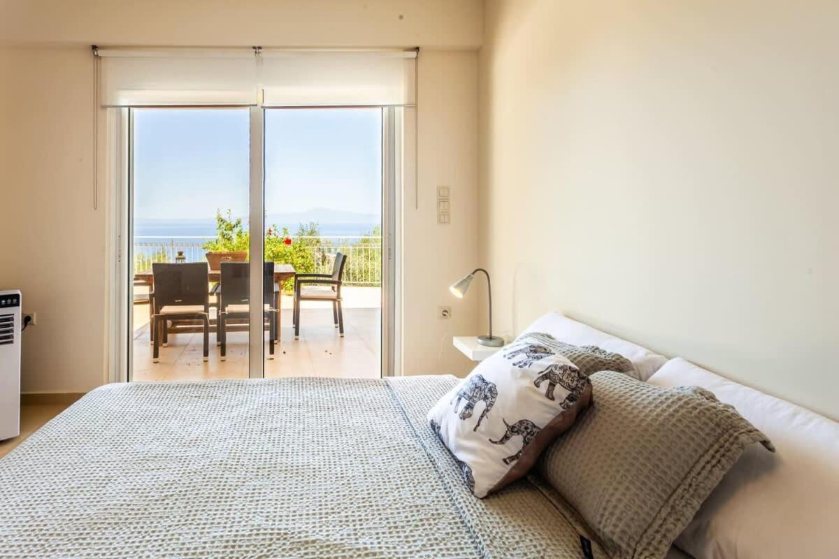 Aigli Fully Equipped Getaway - Seaview Lux Retreat Villa กาลามาตา ภายนอก รูปภาพ