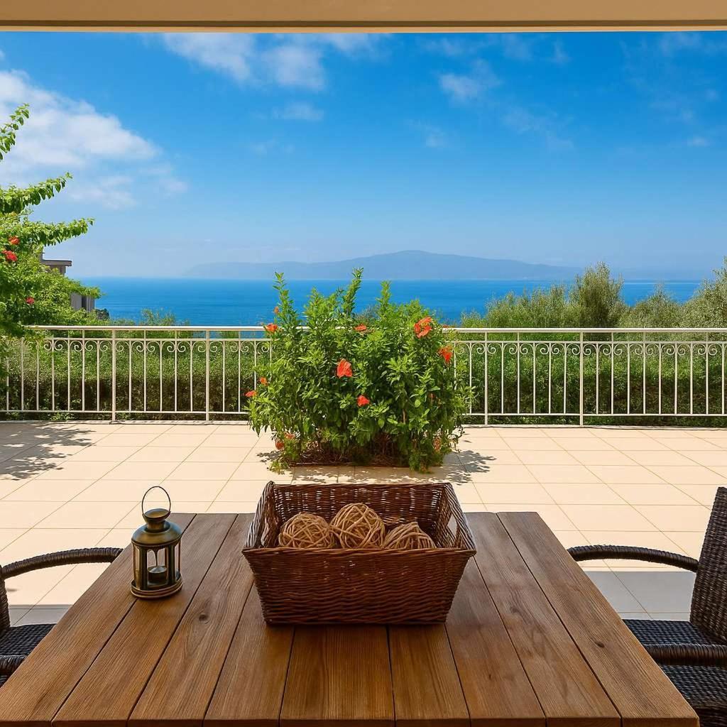 Aigli Fully Equipped Getaway - Seaview Lux Retreat Villa กาลามาตา ภายนอก รูปภาพ